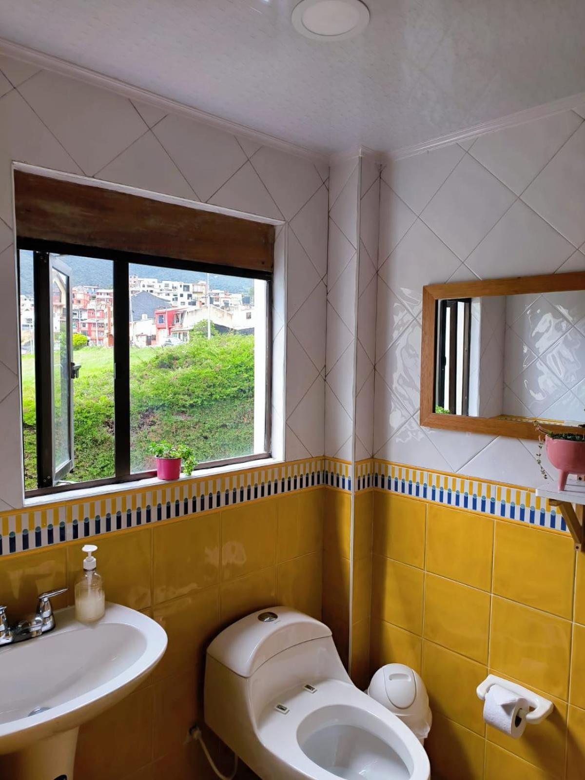 House Life Hotell La Calera Eksteriør bilde