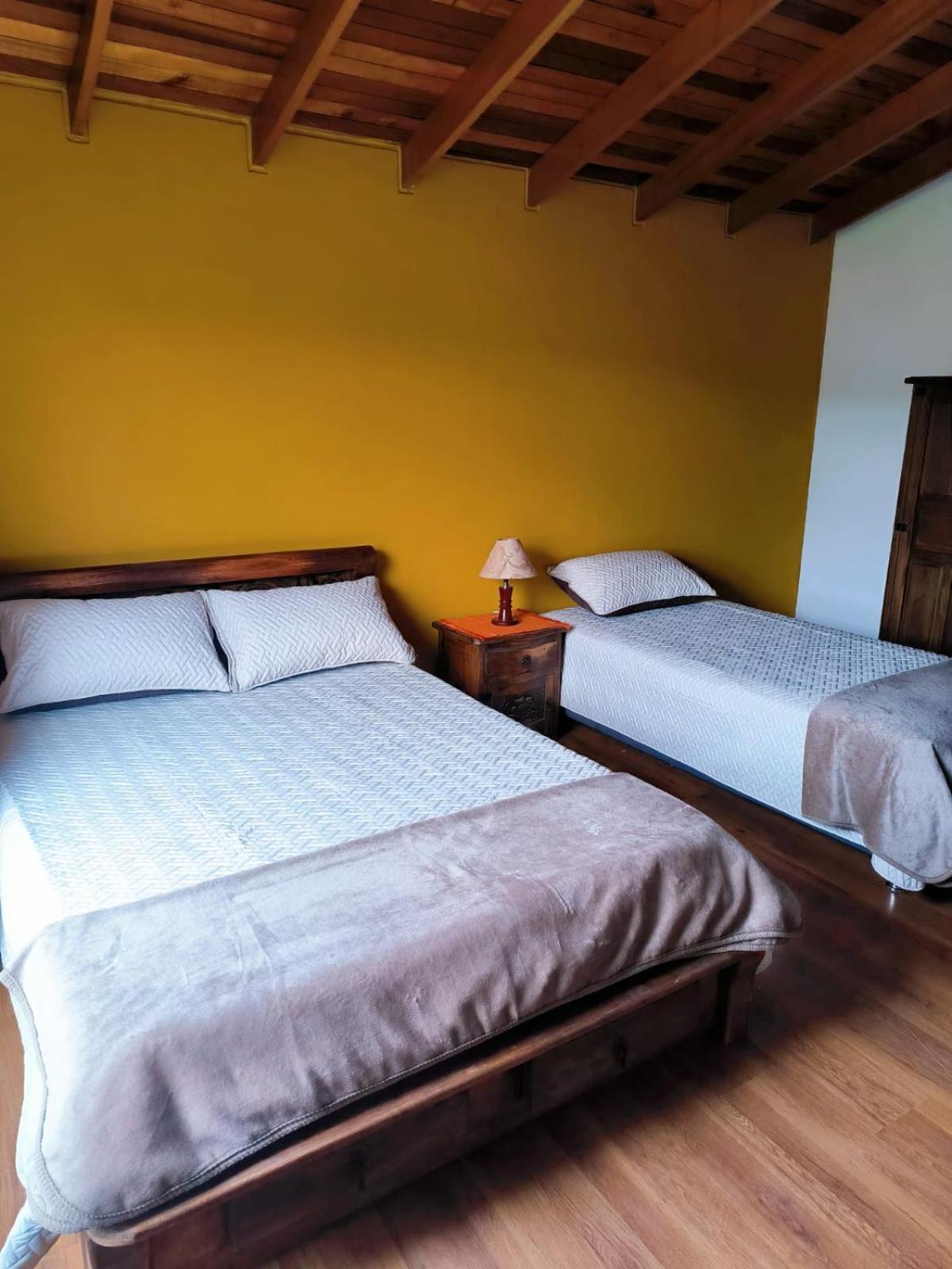 House Life Hotell La Calera Eksteriør bilde
